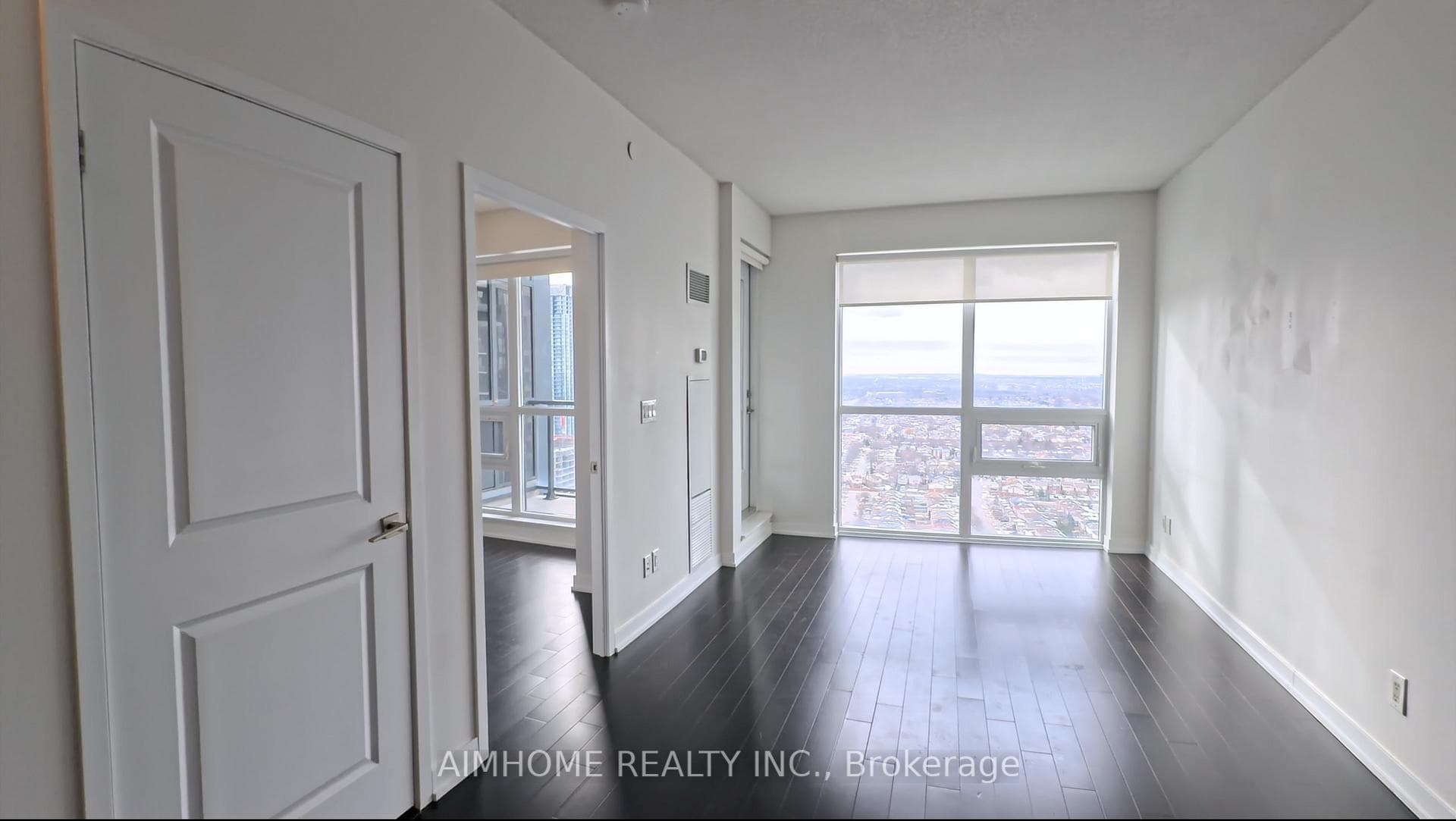 510 Curran Place Unit 2903 photo 4