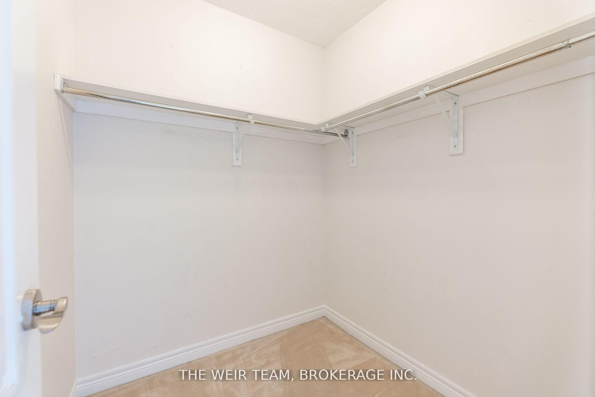 60 Disera Drive Unit 608 photo 16