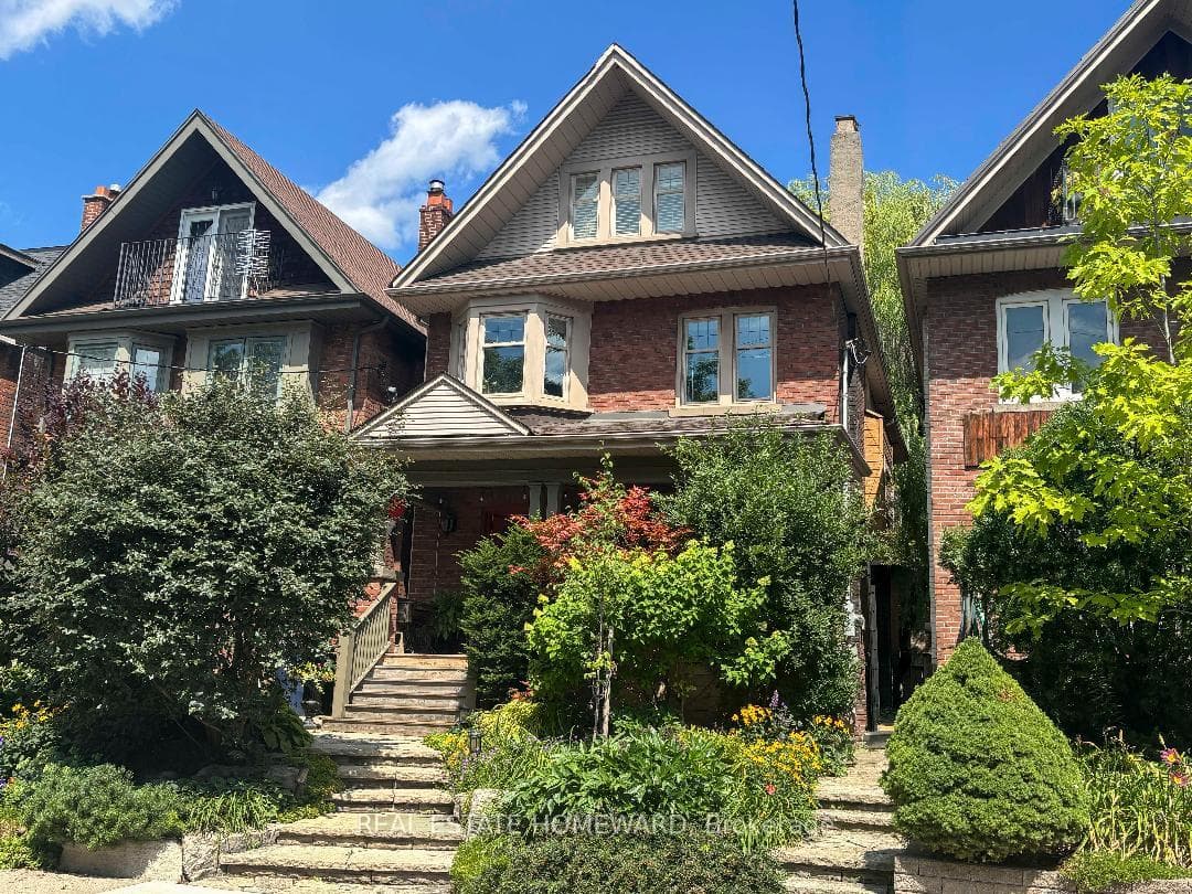 101 Bertmount Avenue photo 2