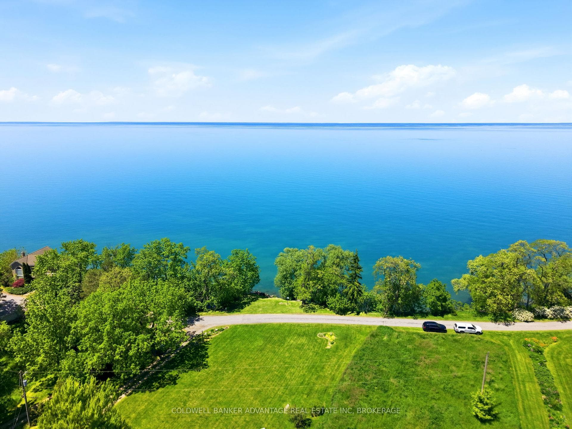 4698 Sandy Cove Drive photo 1