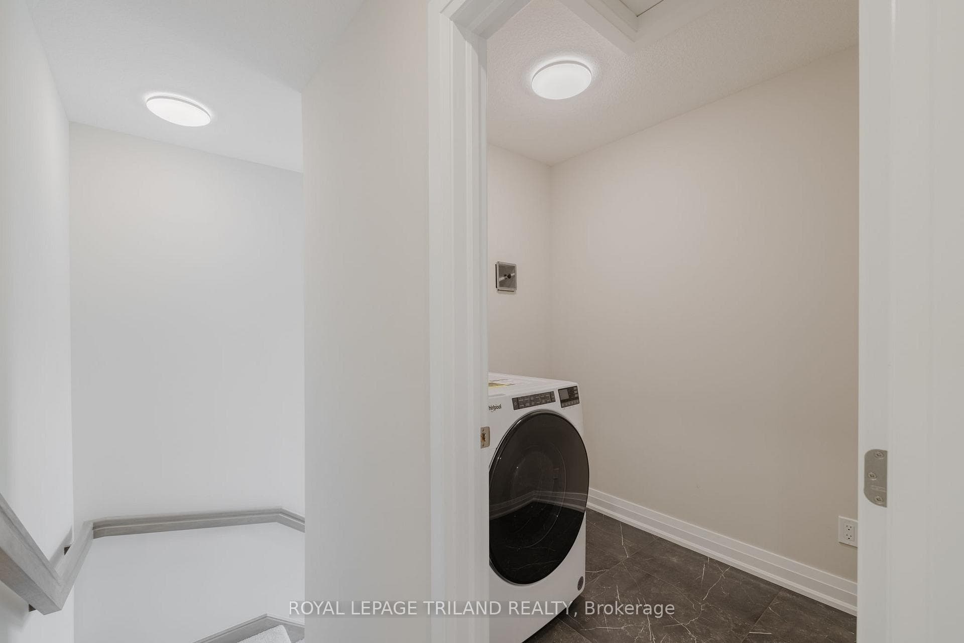 24 Allister Drive photo 18
