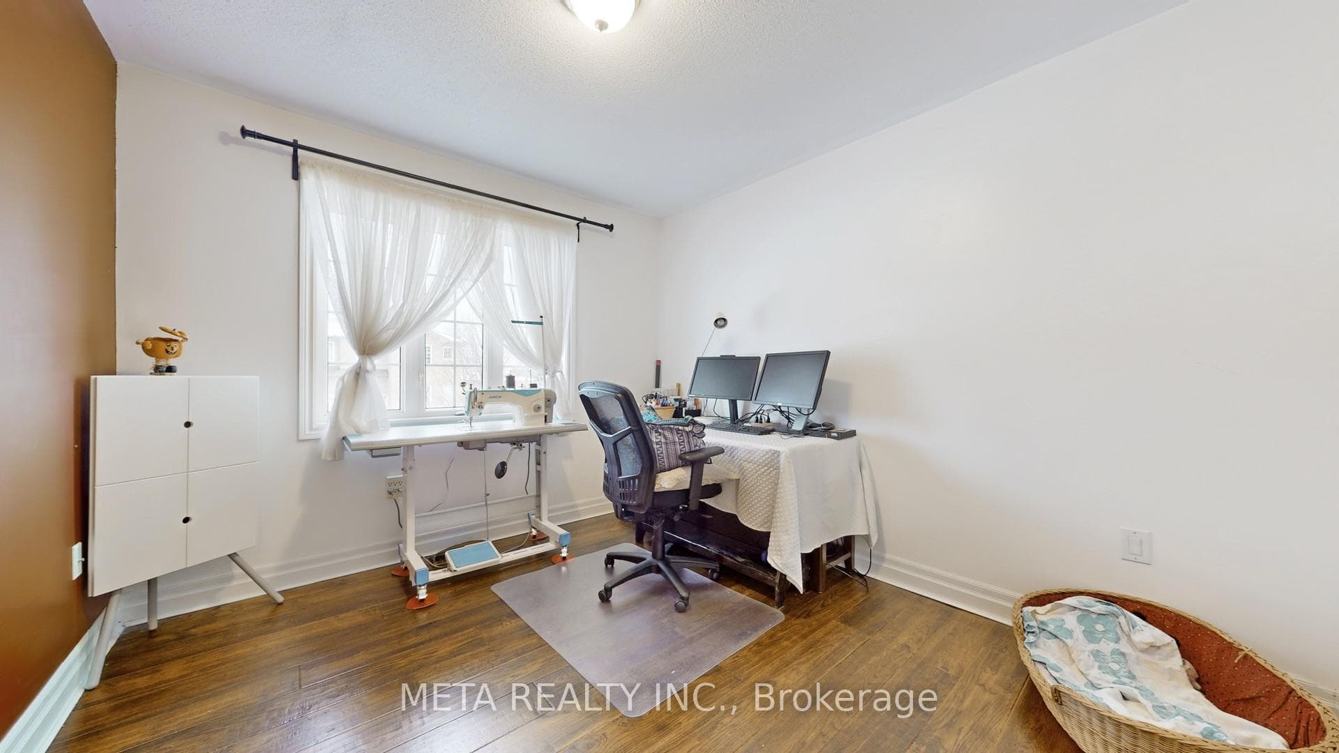 53 Saint Avenue photo 17