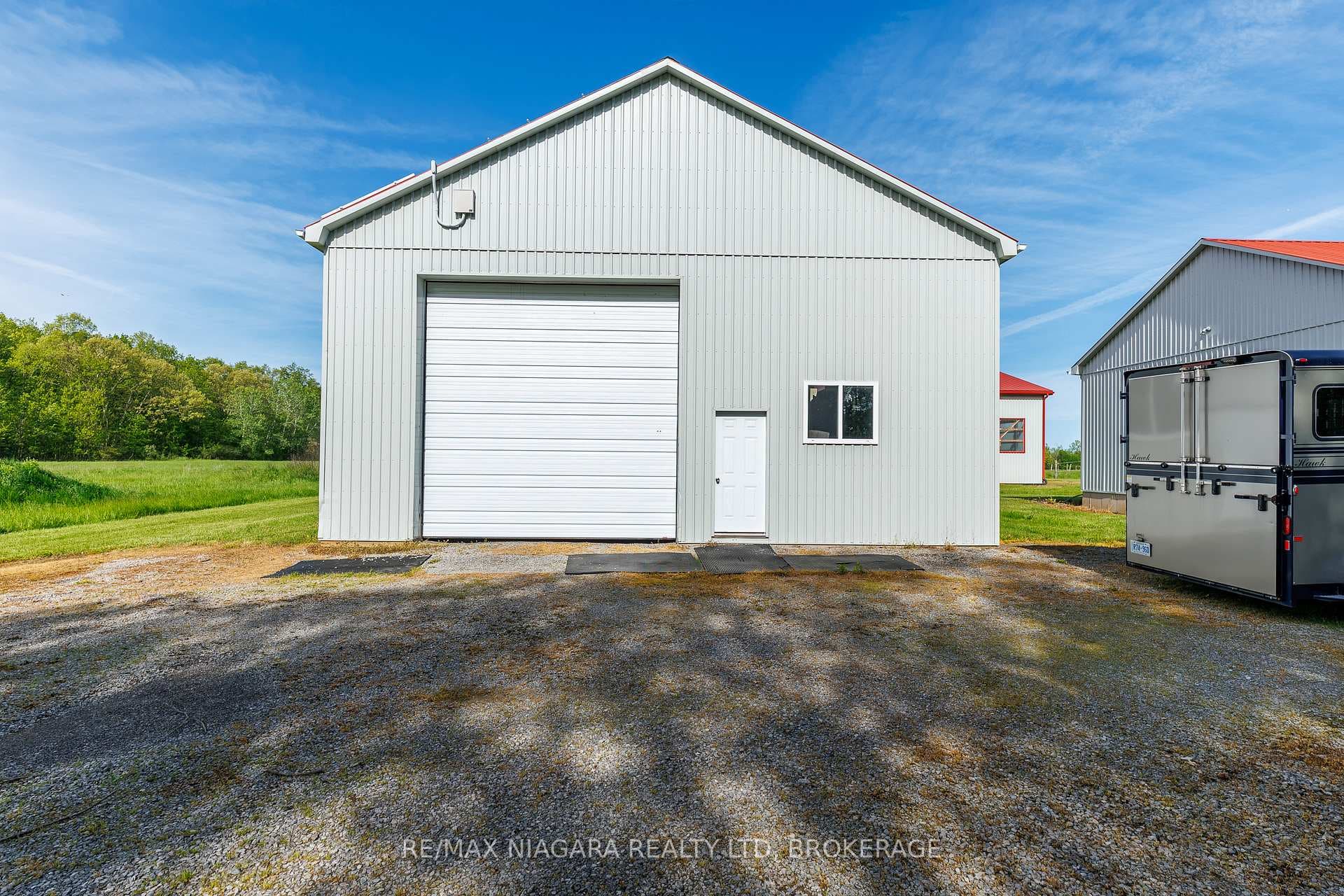 Storage / Pole Barn 30'x48' w/solar panels on roof