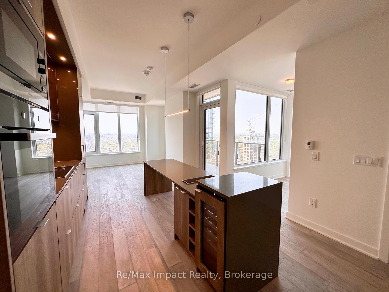 11 Yorkville Avenue Unit 4602 photo 8