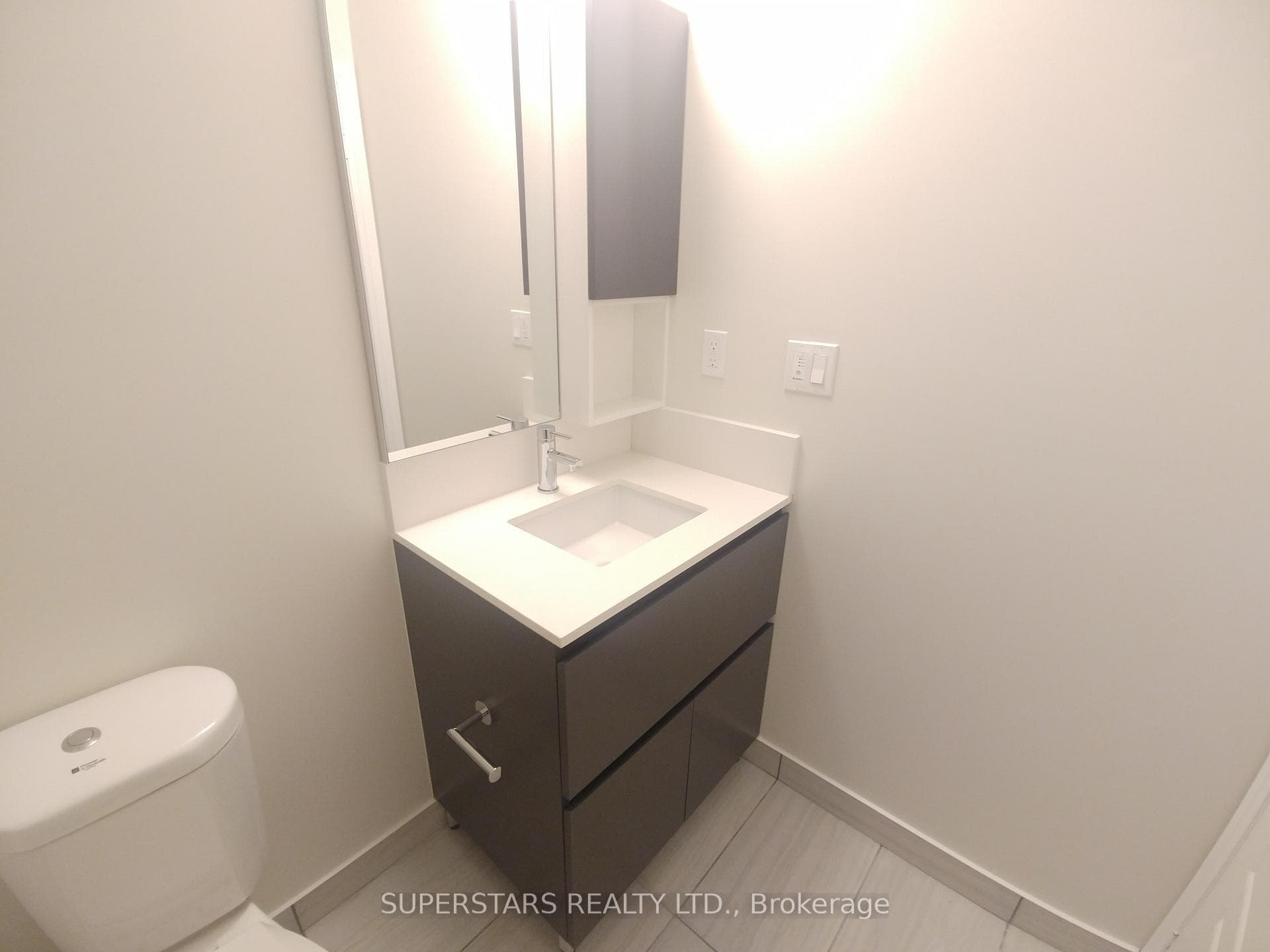 25 Water Walk Drive Unit 501 photo 14