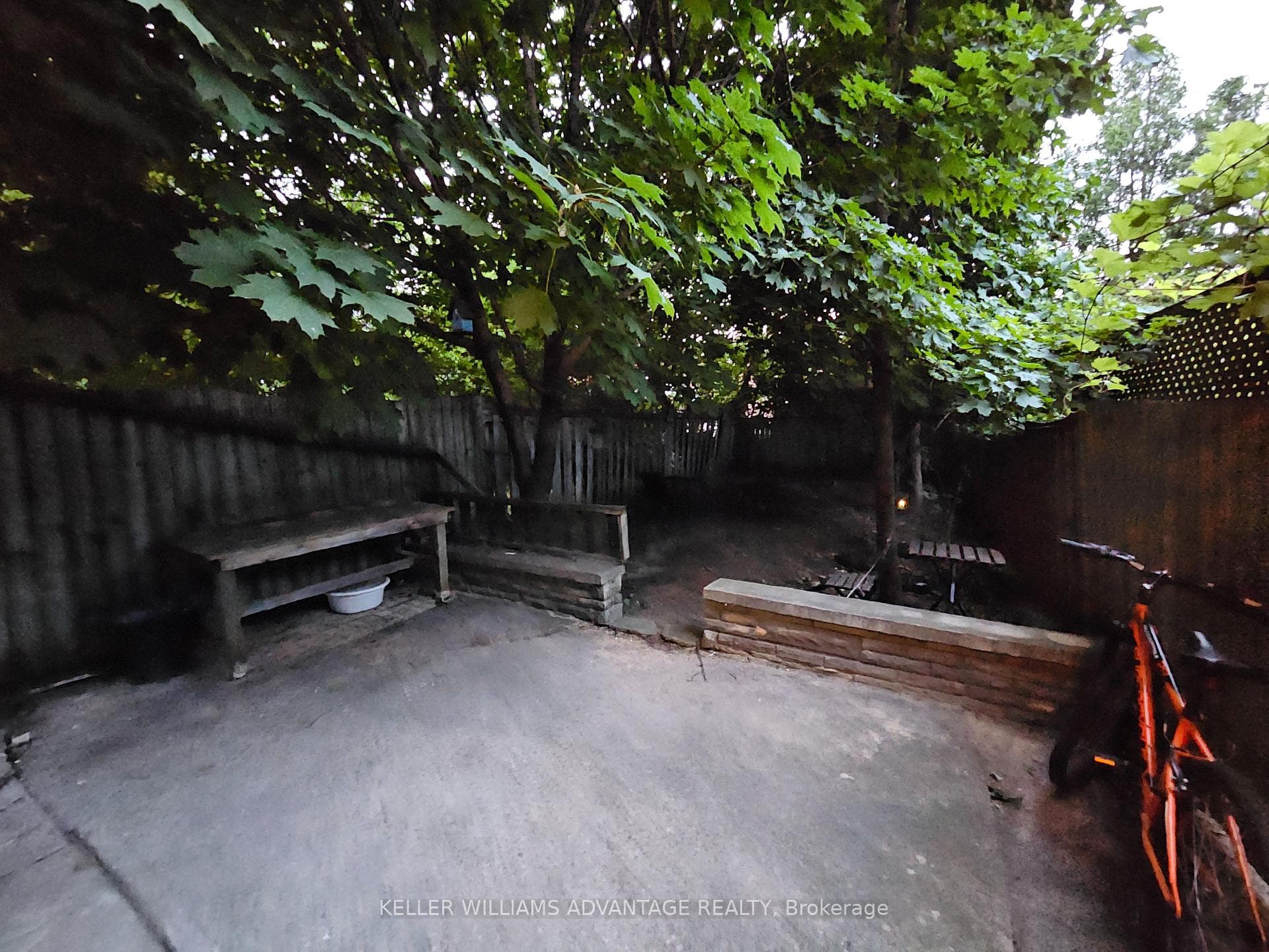 190 Lauder Avenue Unit Main photo 24