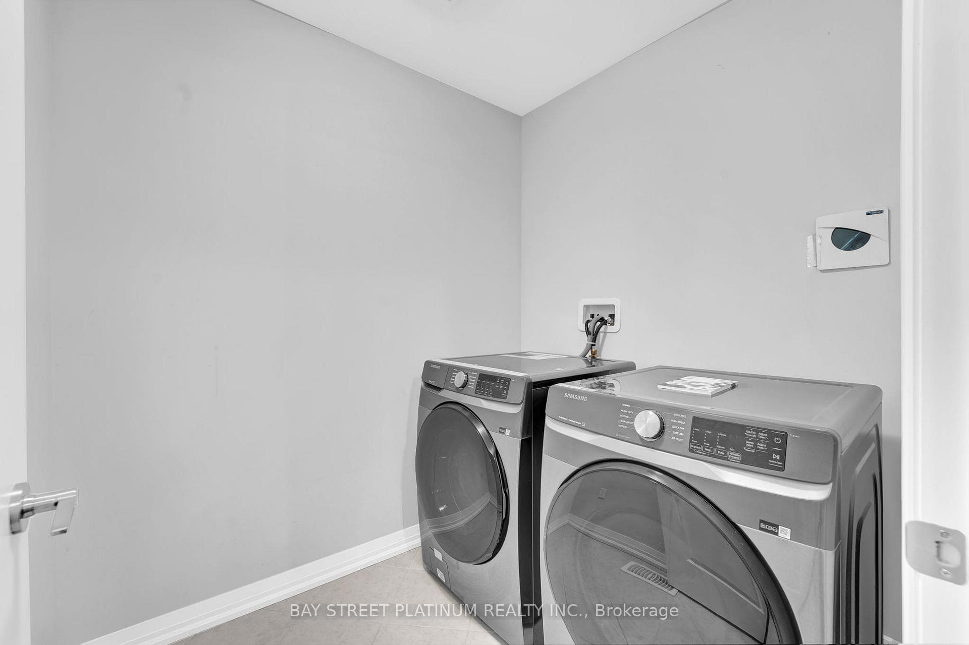 4552 Portage Road Unit 81 photo 21