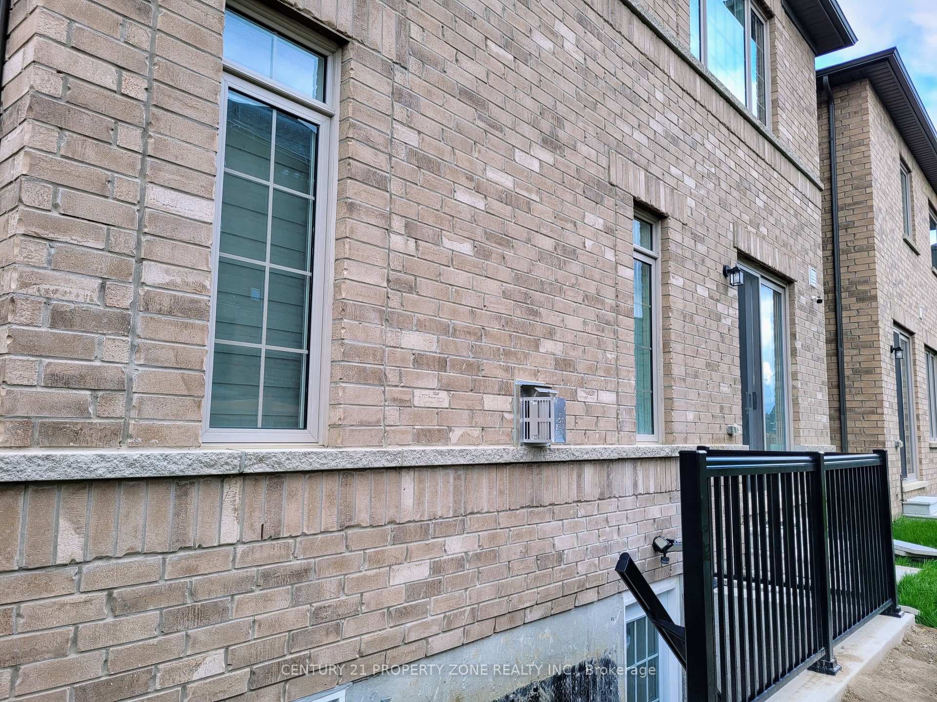 26 Tweedhill Avenue Unit Bsmt photo 3