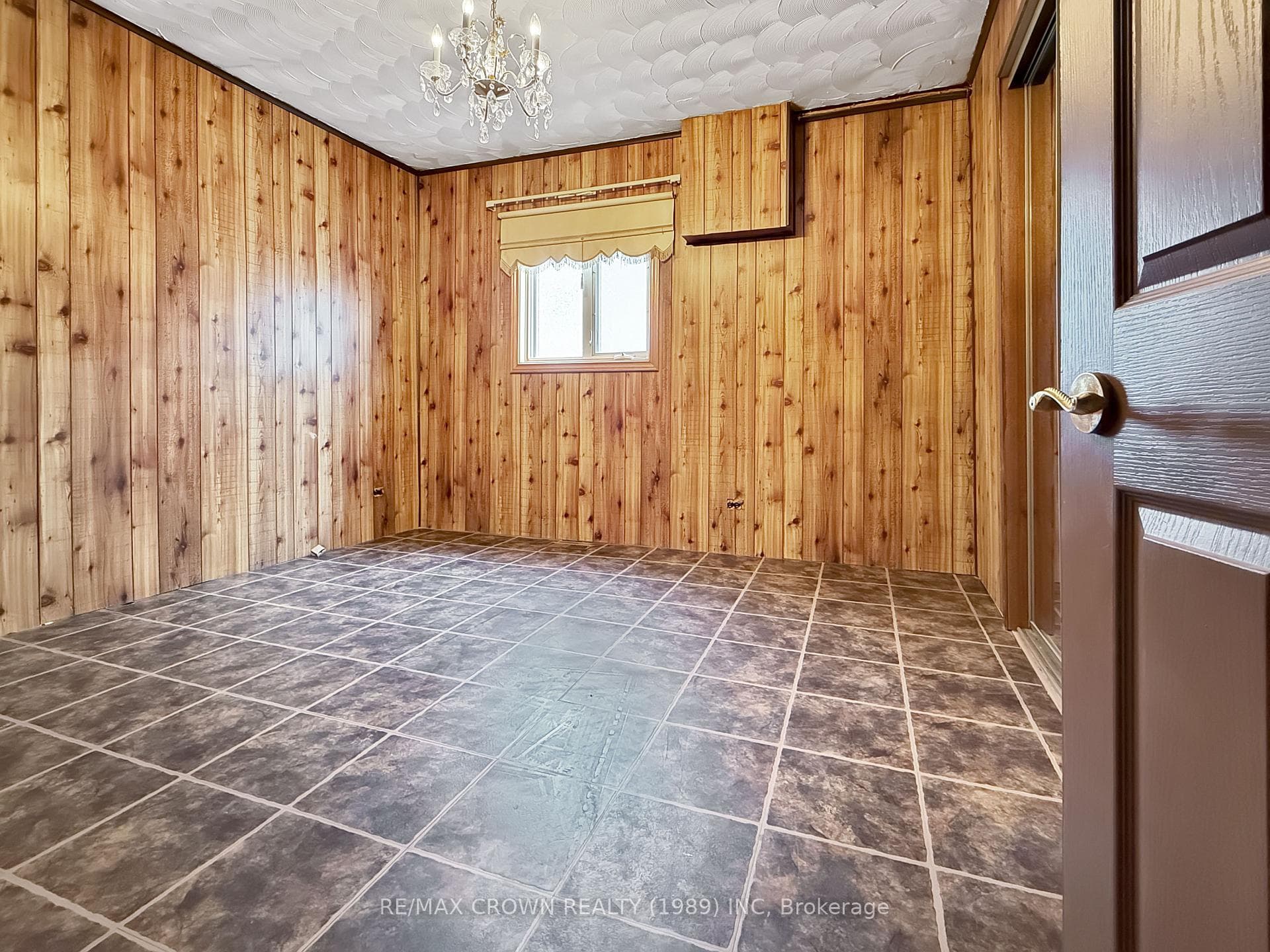 24 Fontaine Drive photo 28