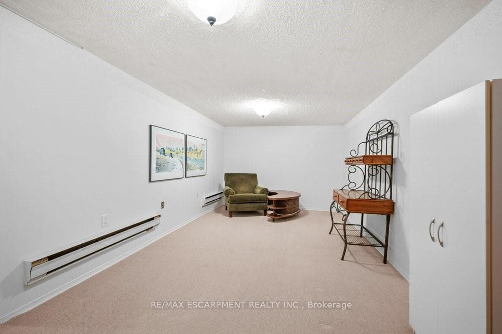 21 Harper Way photo 30