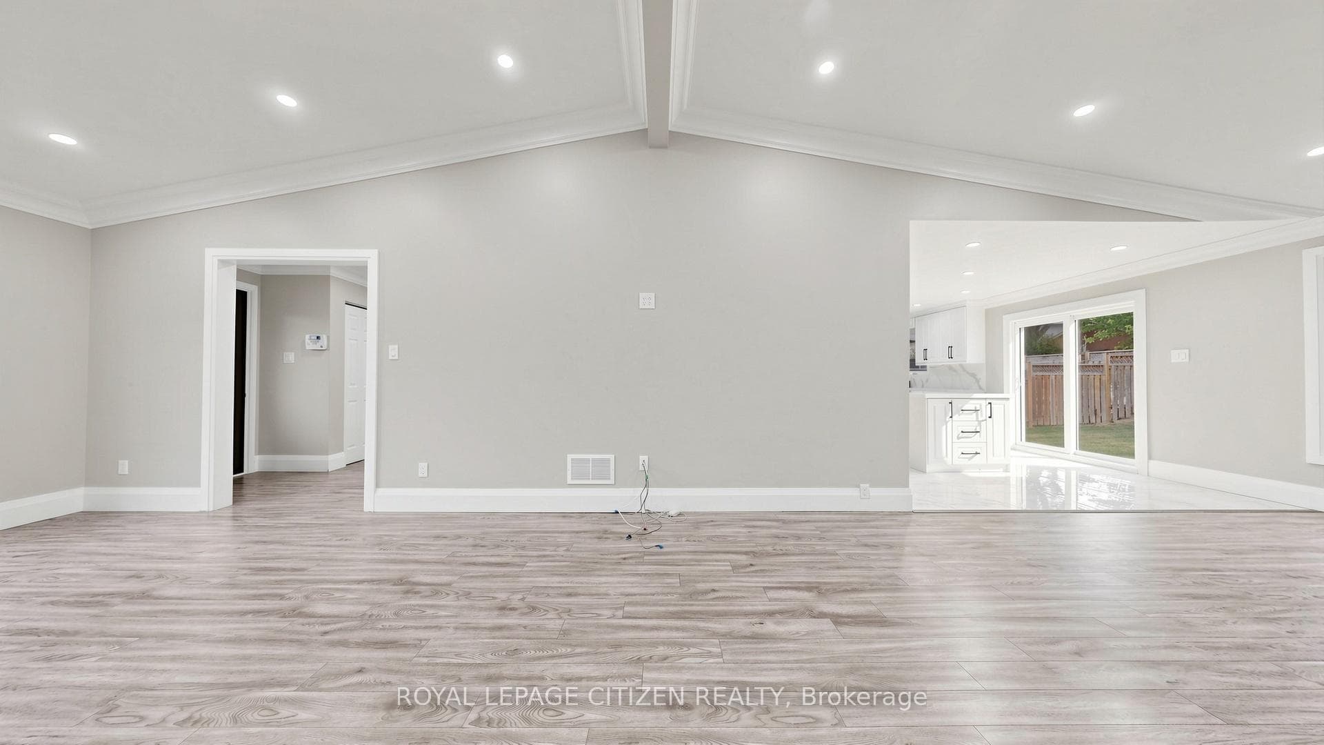 27 Emperor Avenue photo 7
