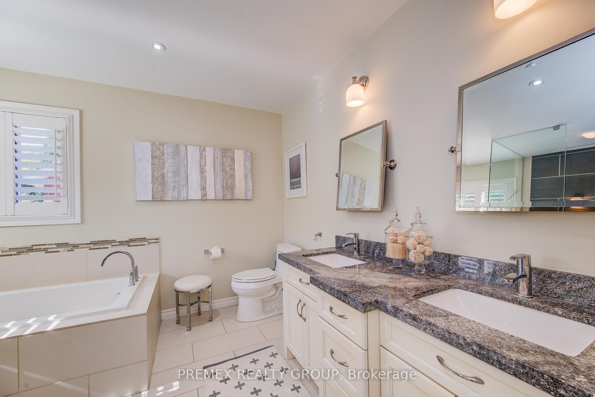 30 Hume Drive photo 29