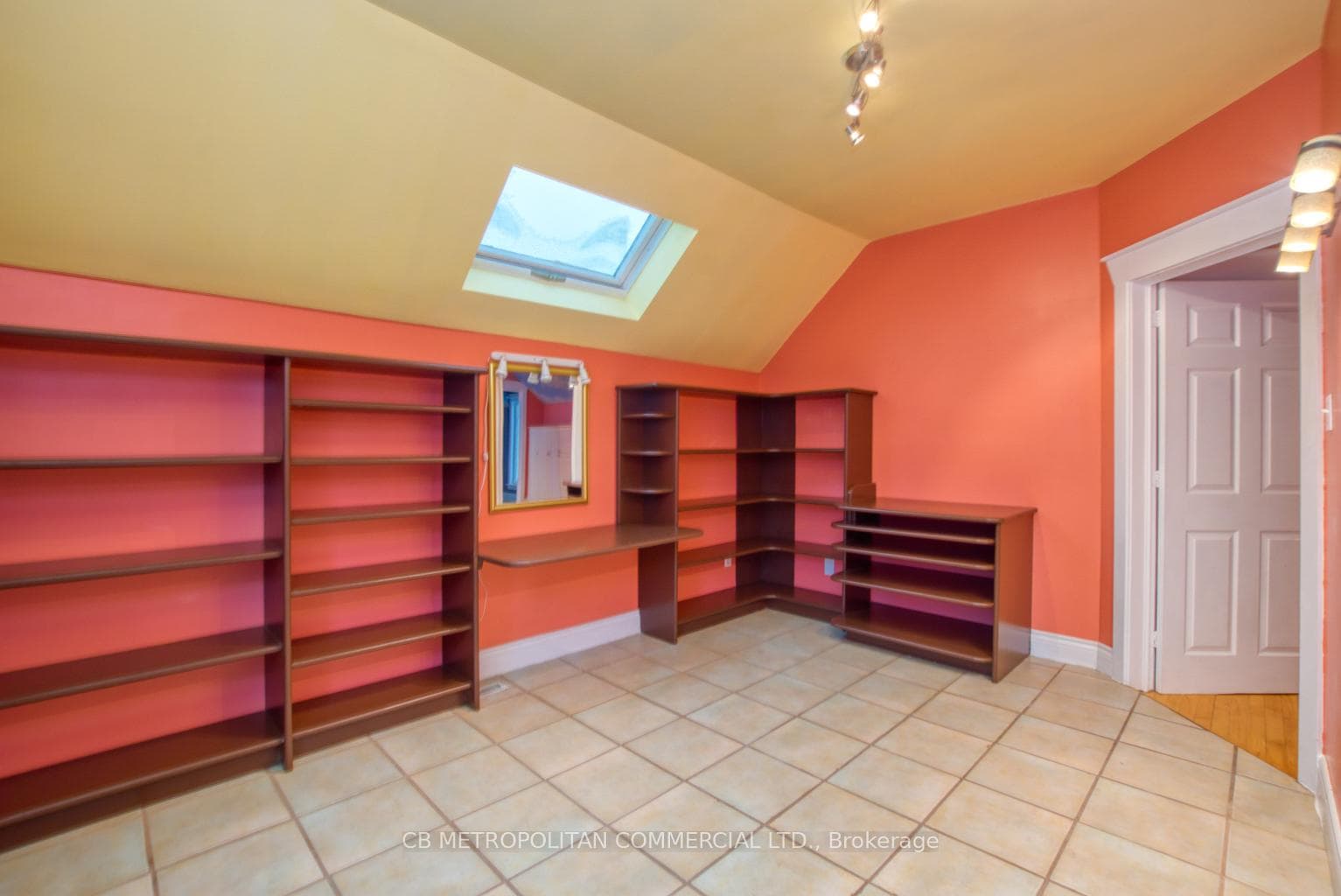 Office/ Bedroom