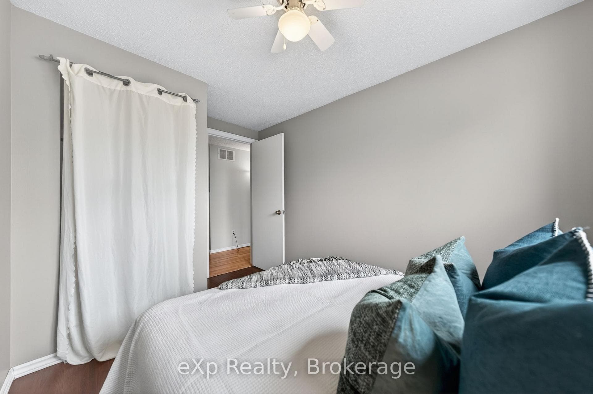 111 Connelly Drive photo 22