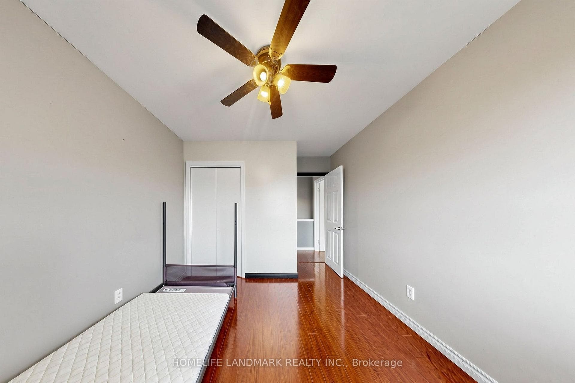 61 Ardglen Drive Unit 6 photo 32