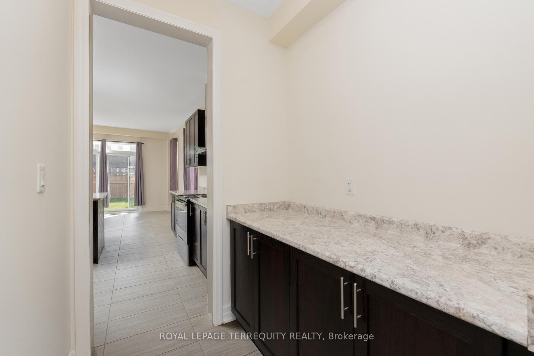 4516 Eclipse Way photo 16