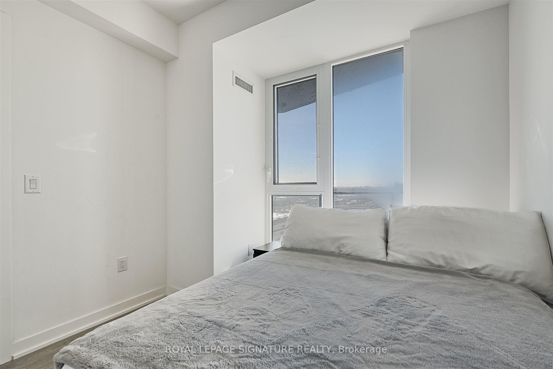 36 Zorra Street Unit 1202 photo 24