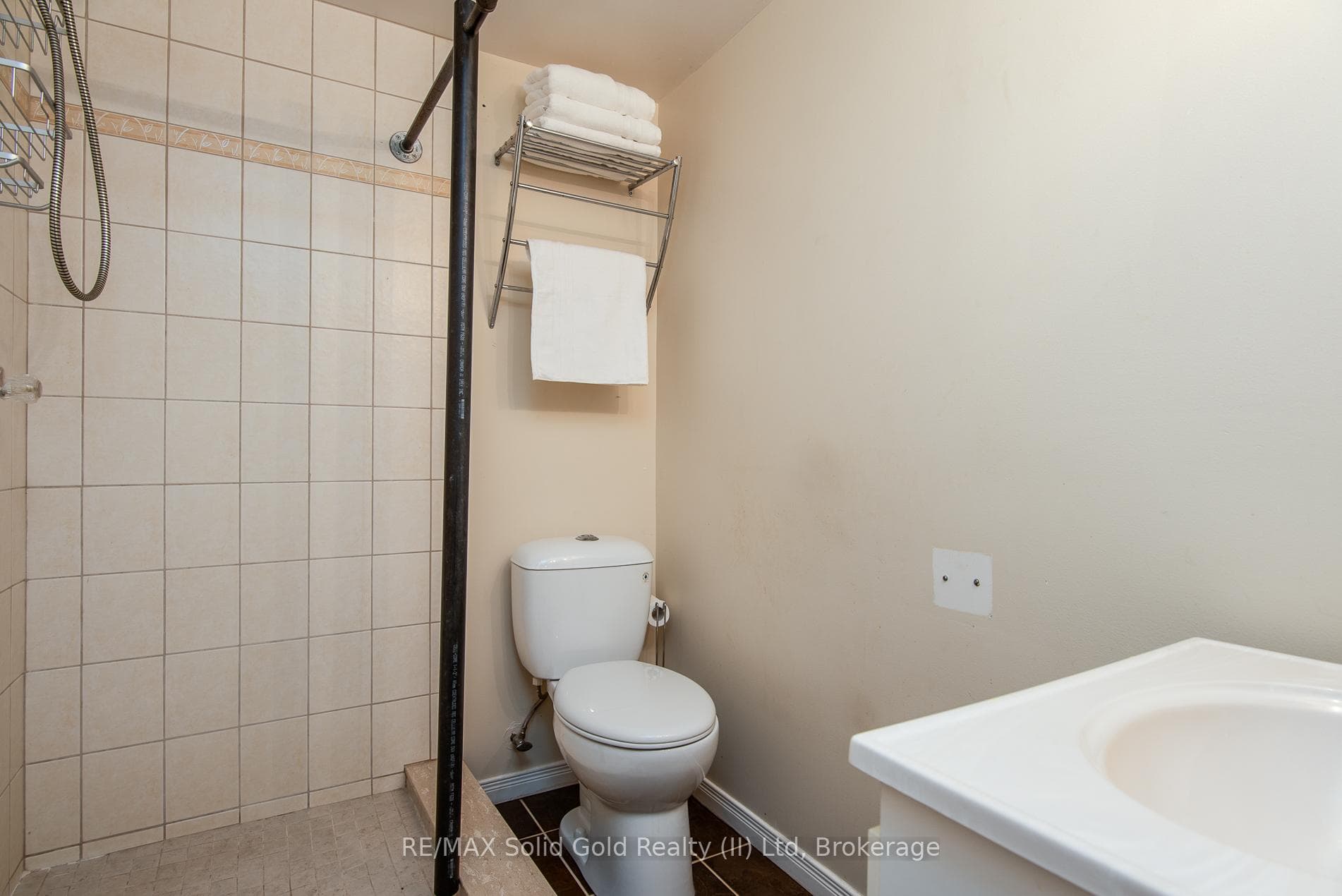 216 Northlake Drive photo 35