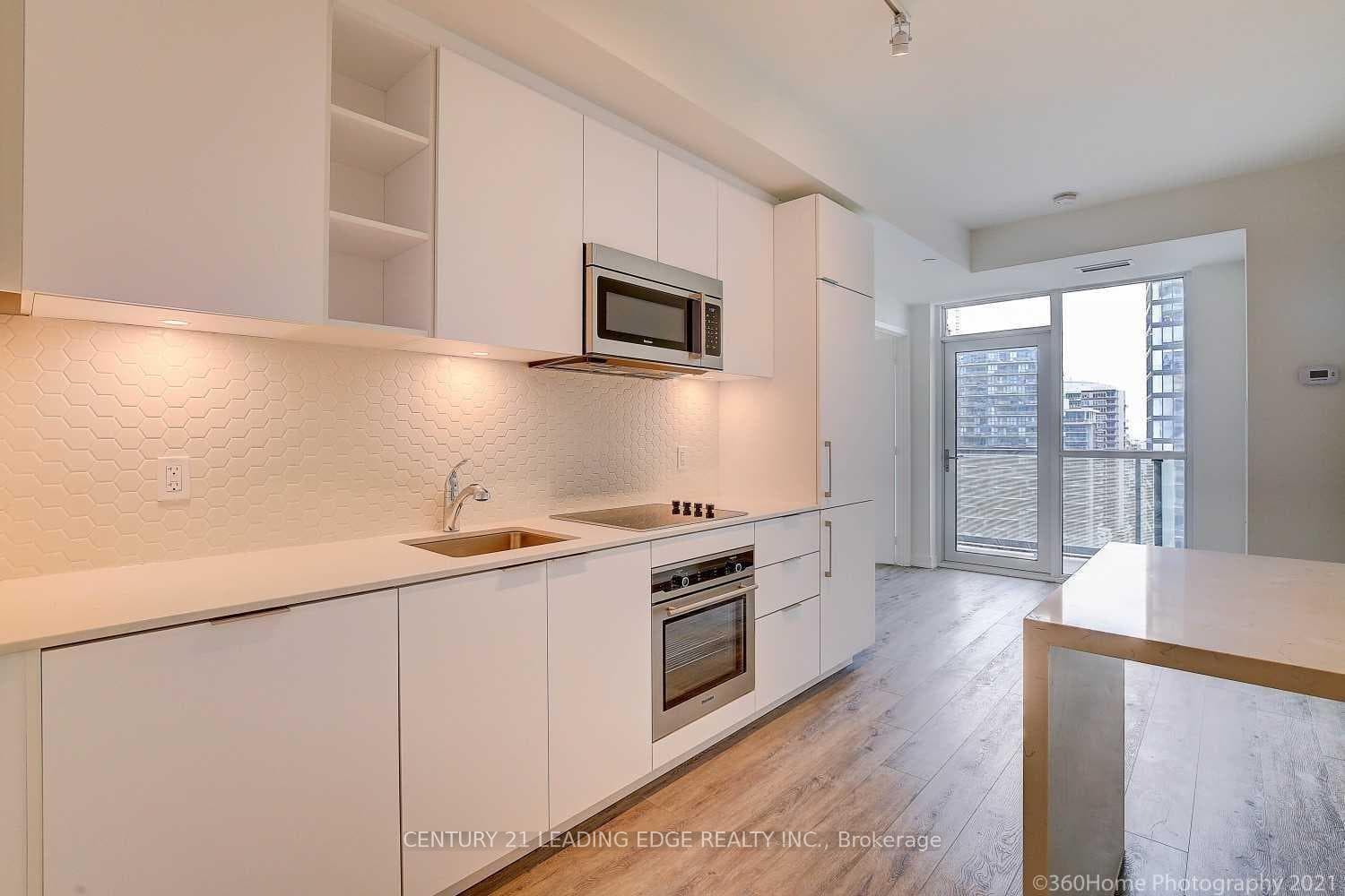 50 Ordnance Street Unit 1703 photo 6