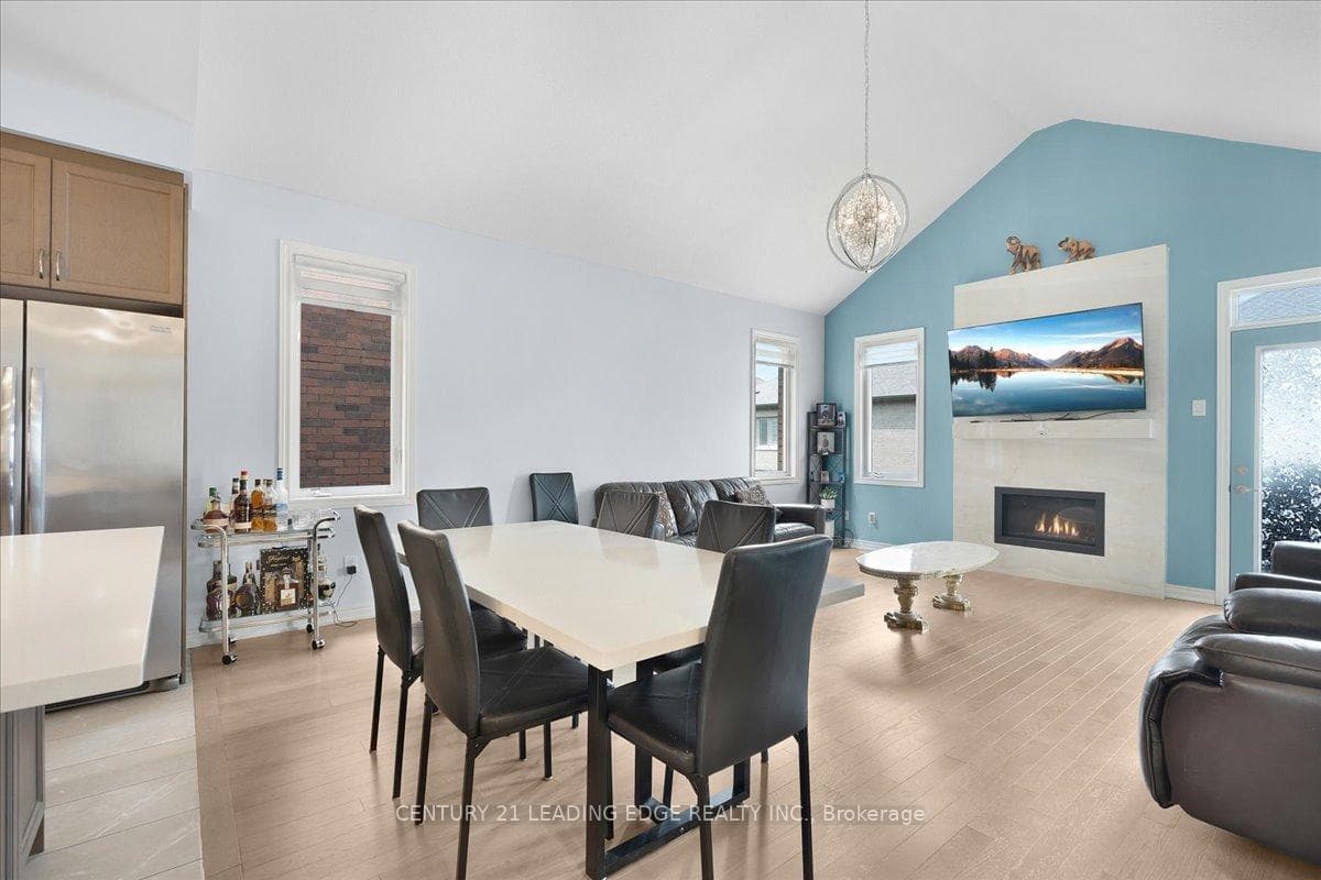 16 Faimira Avenue photo 11