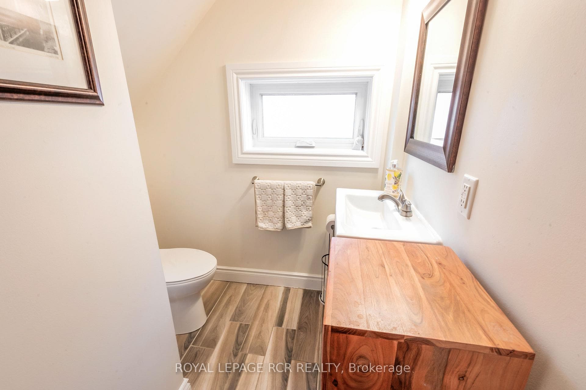 9 York Street photo 19