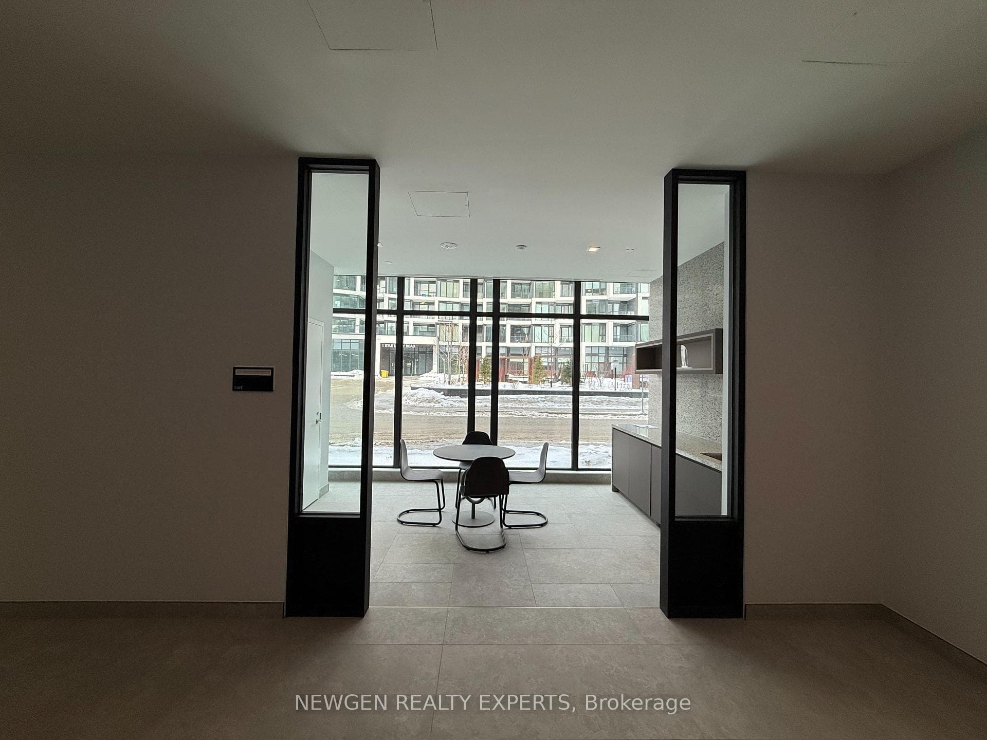 1 Quarrington Lane Unit 2303 photo 2