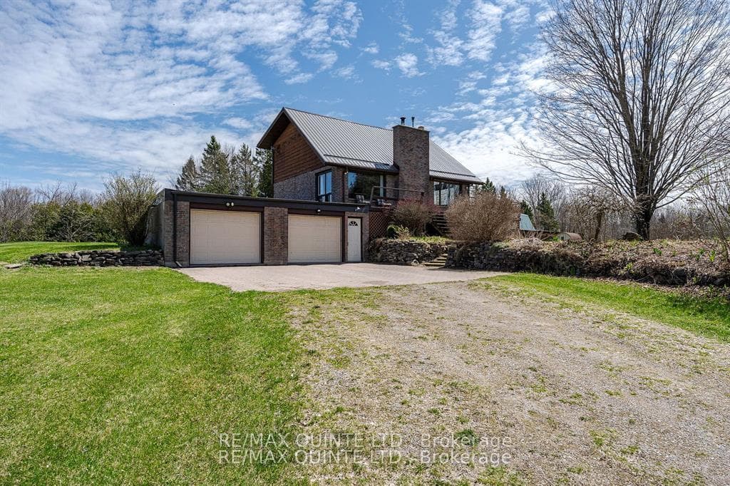 252 Maines Road photo 1