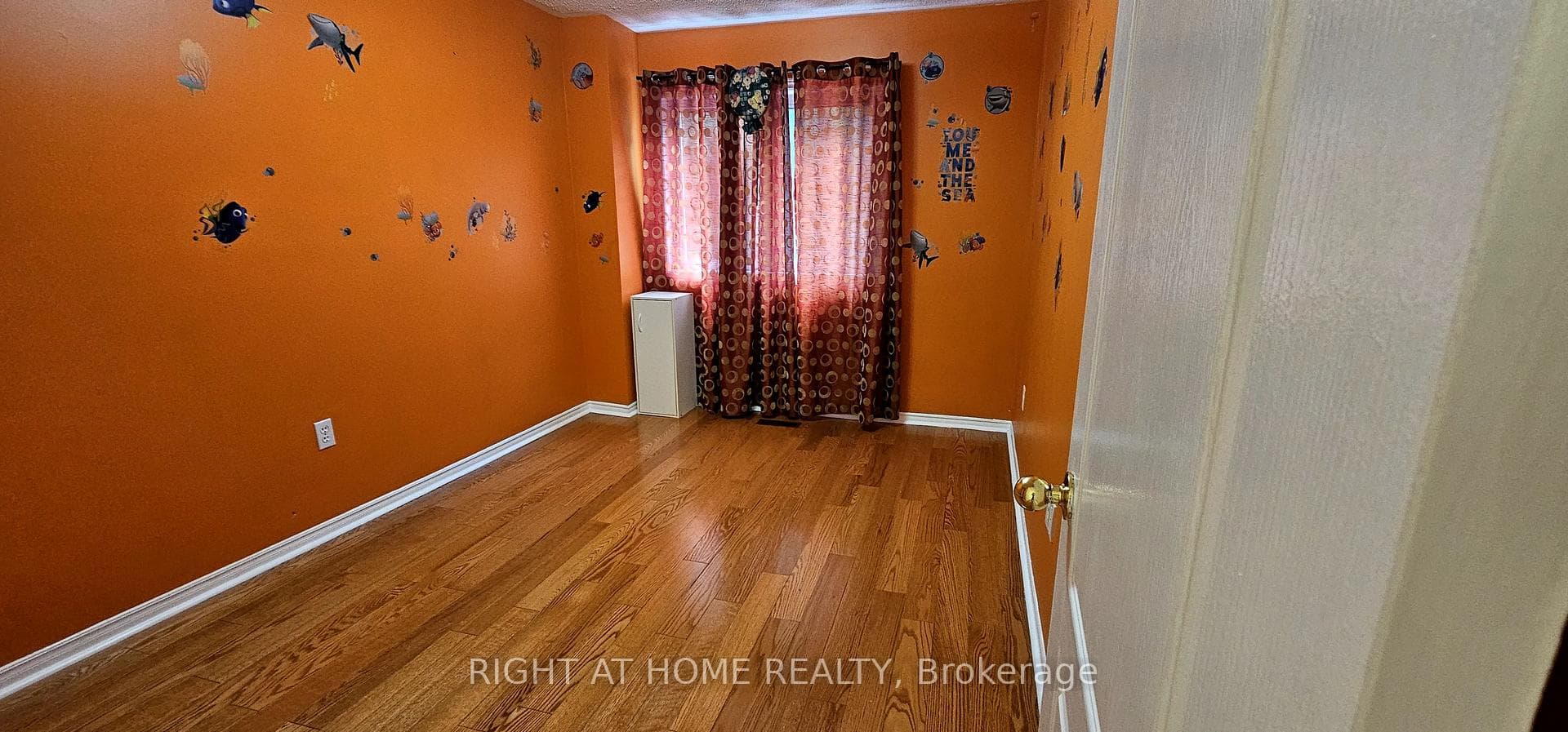 213 Fernforest Drive photo 10