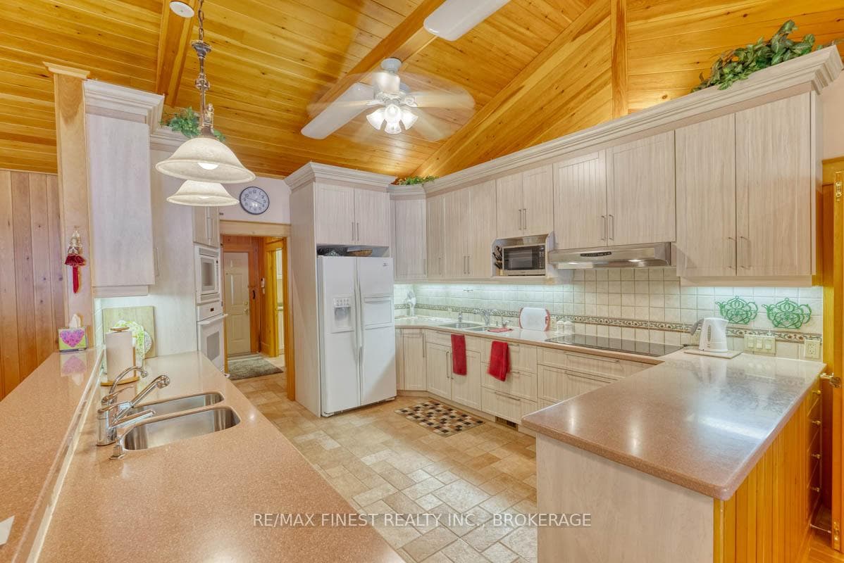 106 OAK HAVEN Lane photo 9