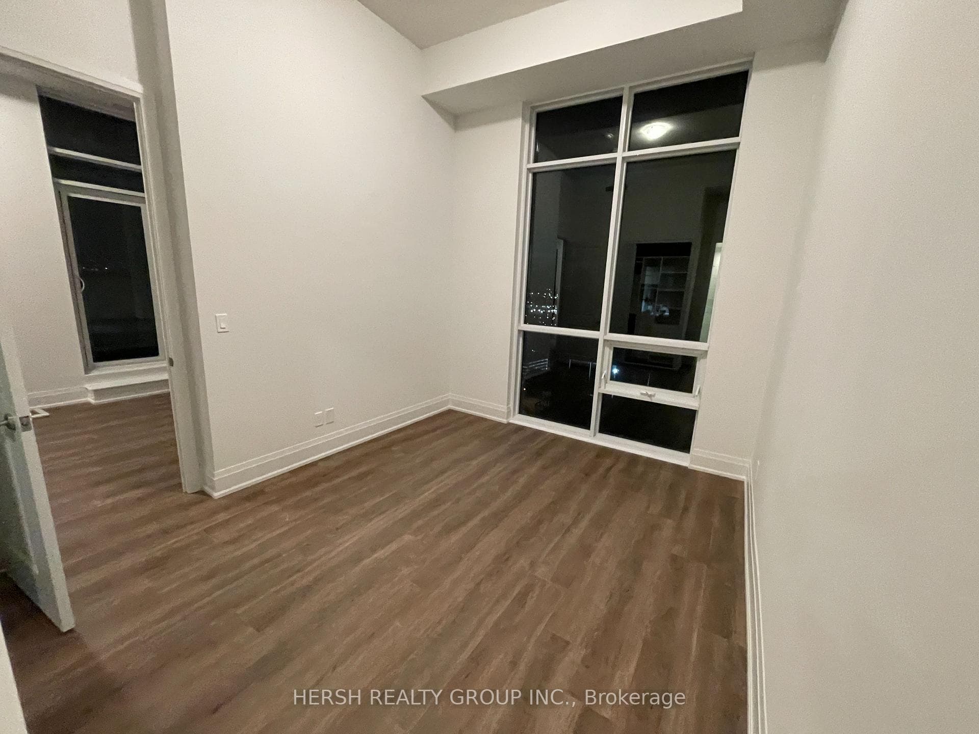 20 Meadowglen Place Unit 2808 photo 9