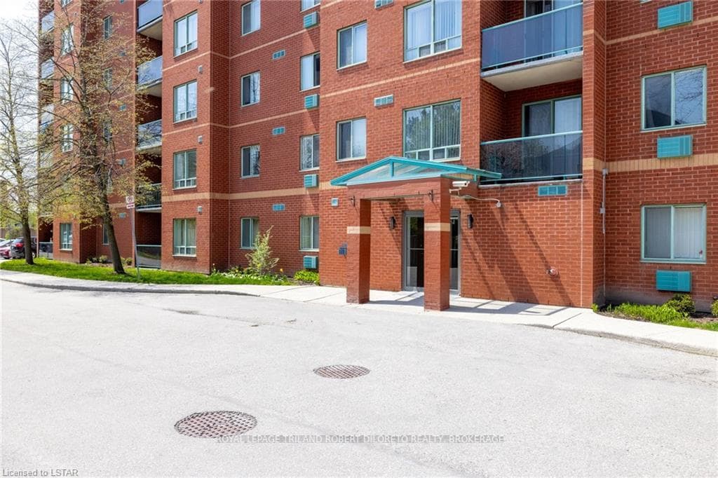 76 BASELINE ROAD WEST Road Unit 508 photo 2