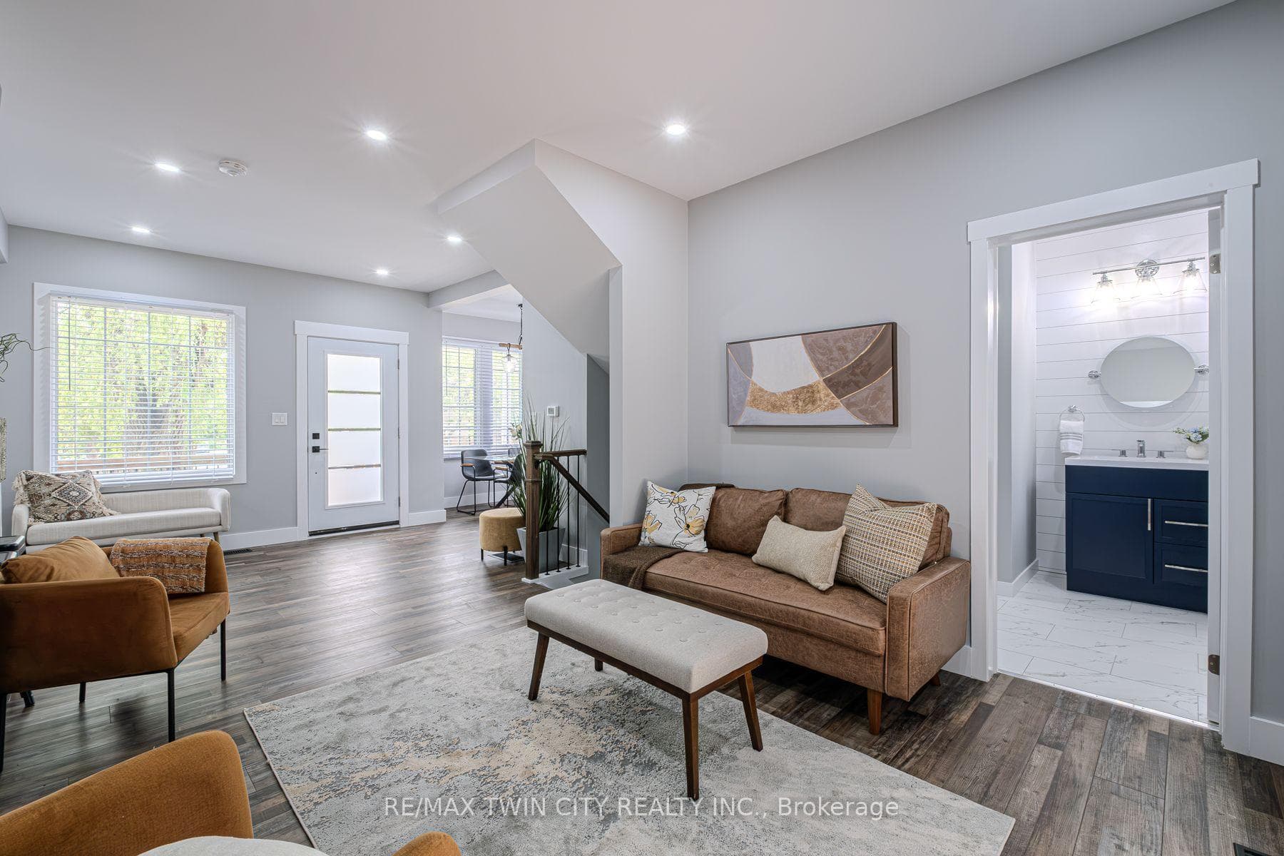 245 Charing Cross Street photo 14