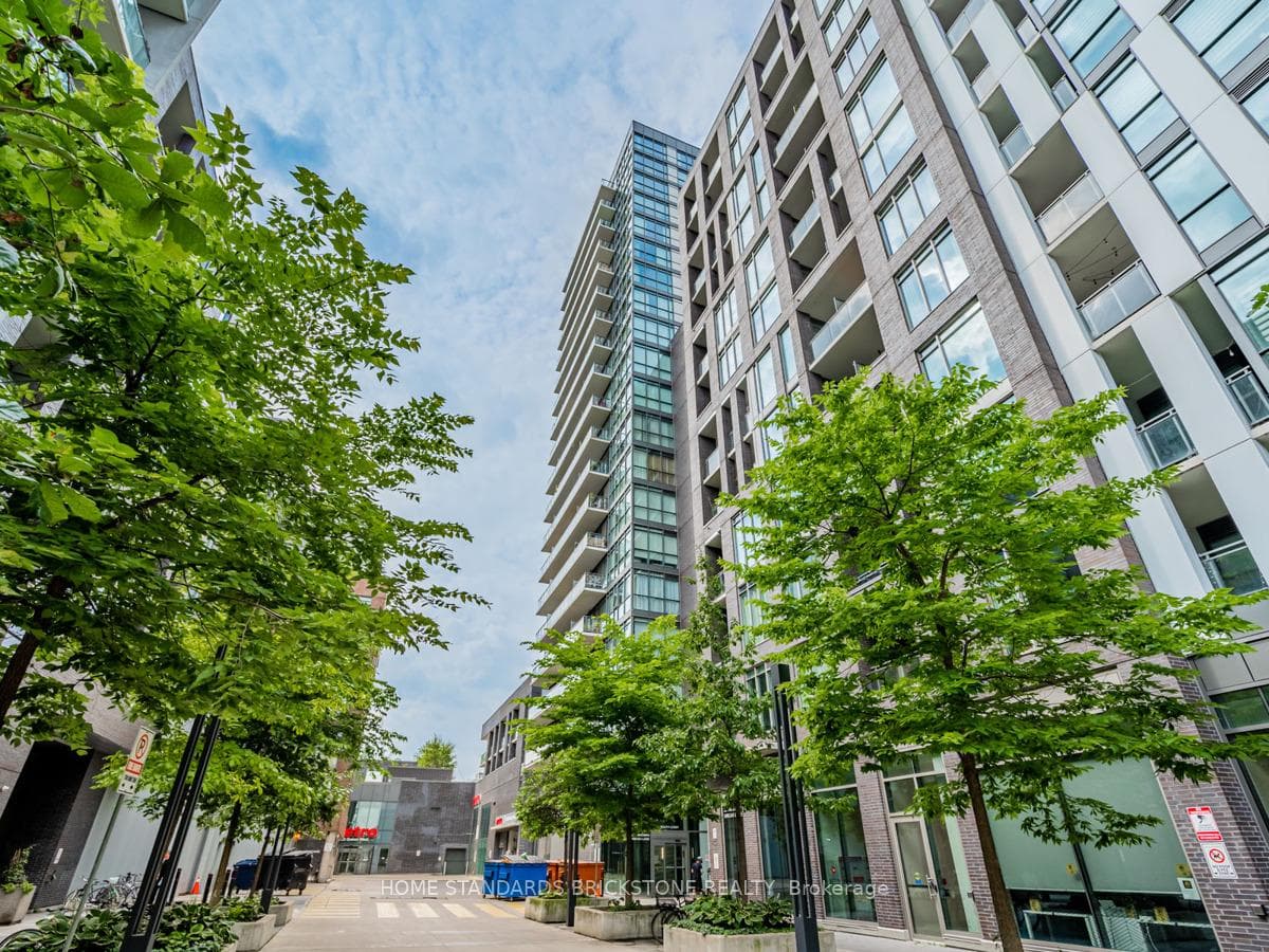 20 Minowan Miikan Lane Unit 1510 photo 1