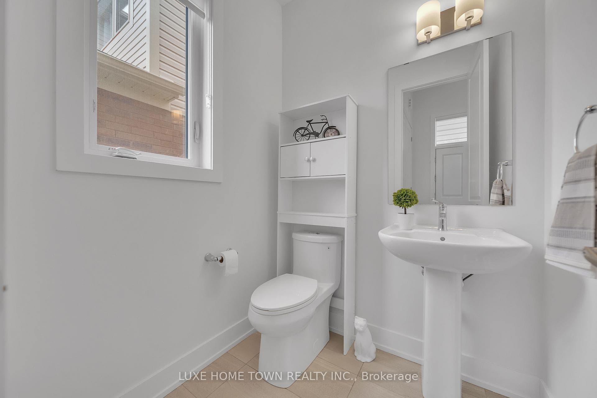 144 Povey Road photo 5