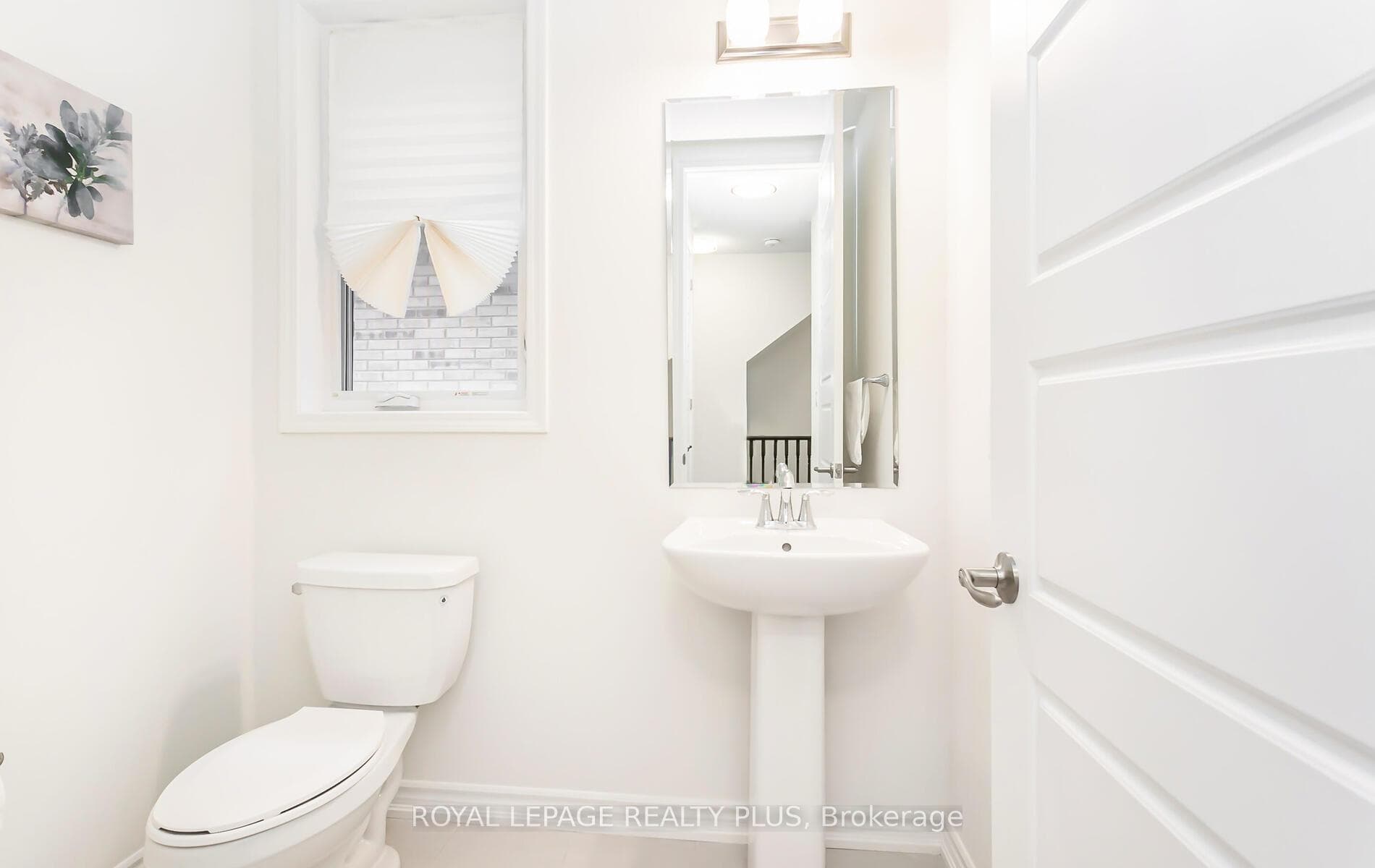 129 Stork Street photo 14