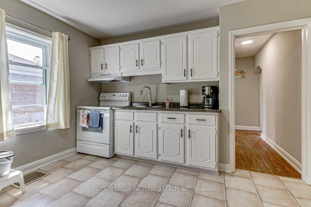 1837 Park Avenue photo 10