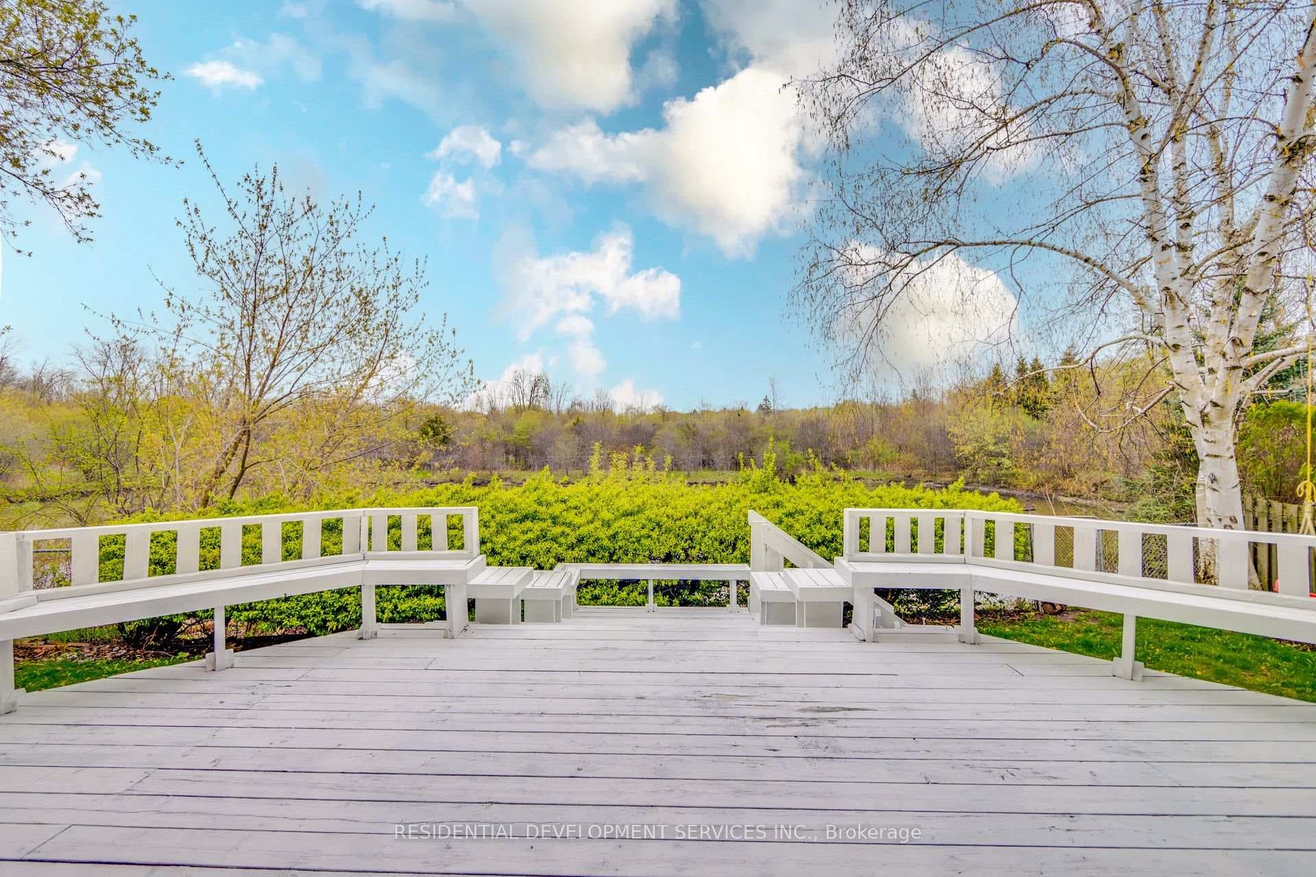 93 Rollo Drive photo 31