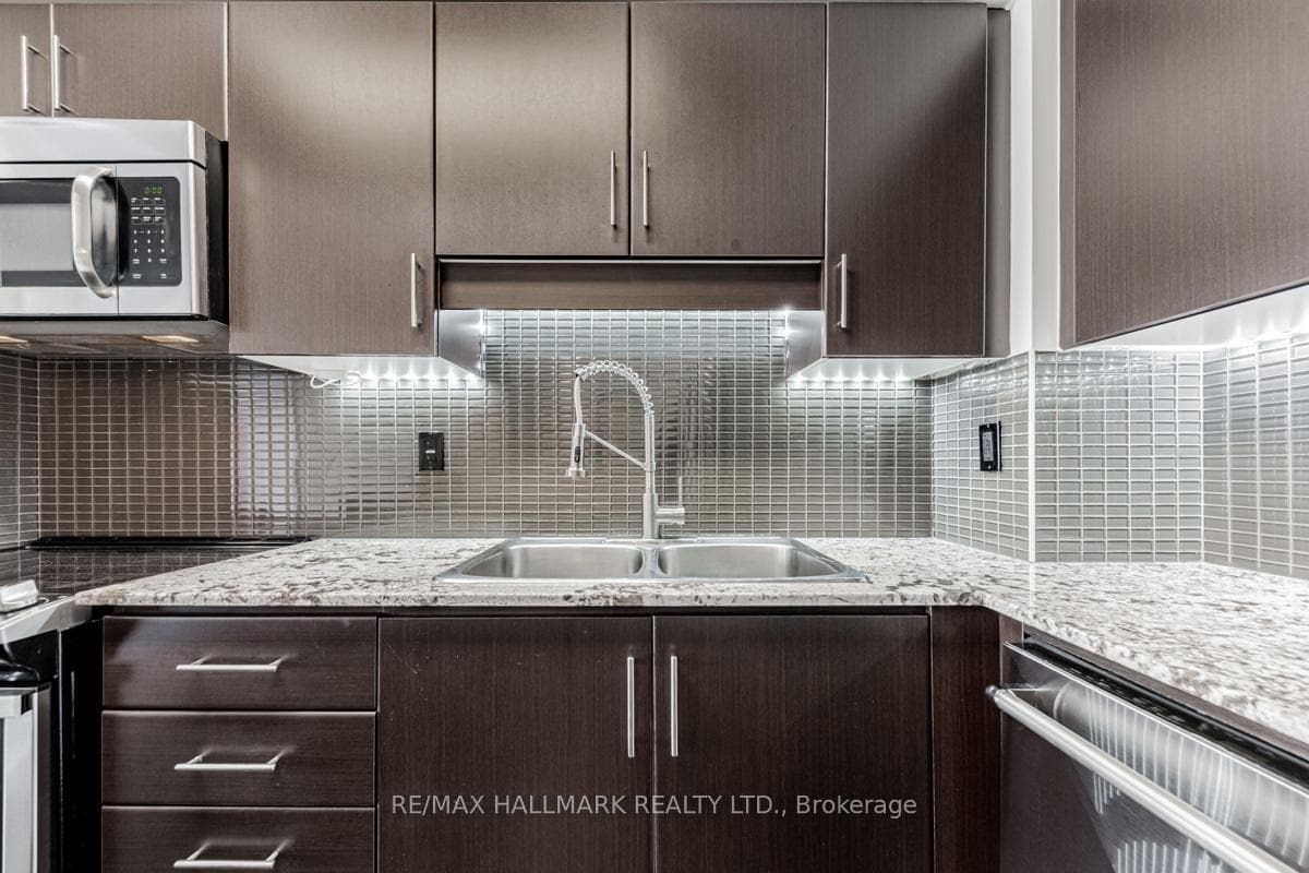 30 Herons Hill Way Unit 709 photo 9
