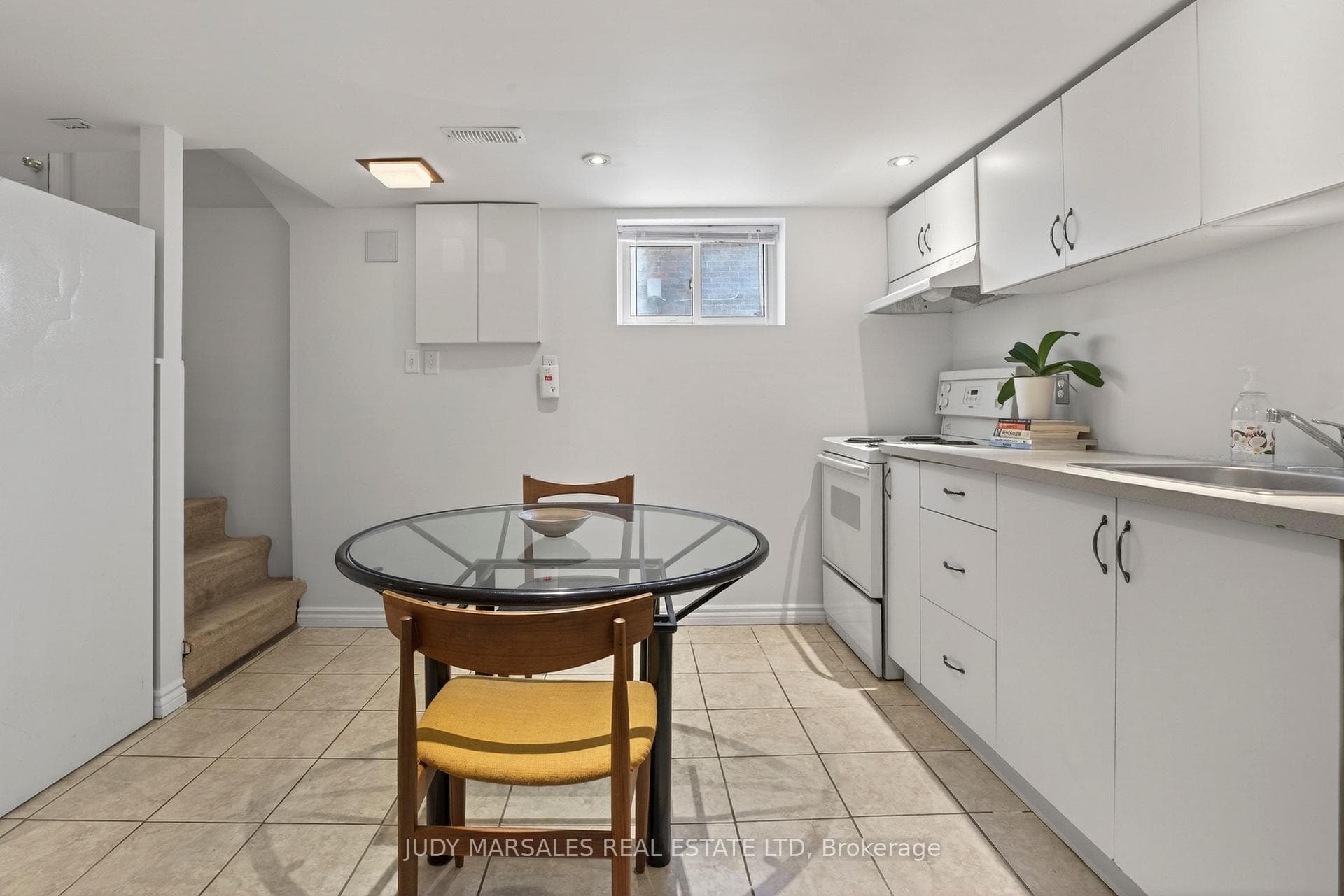 136 Hunter Street photo 23