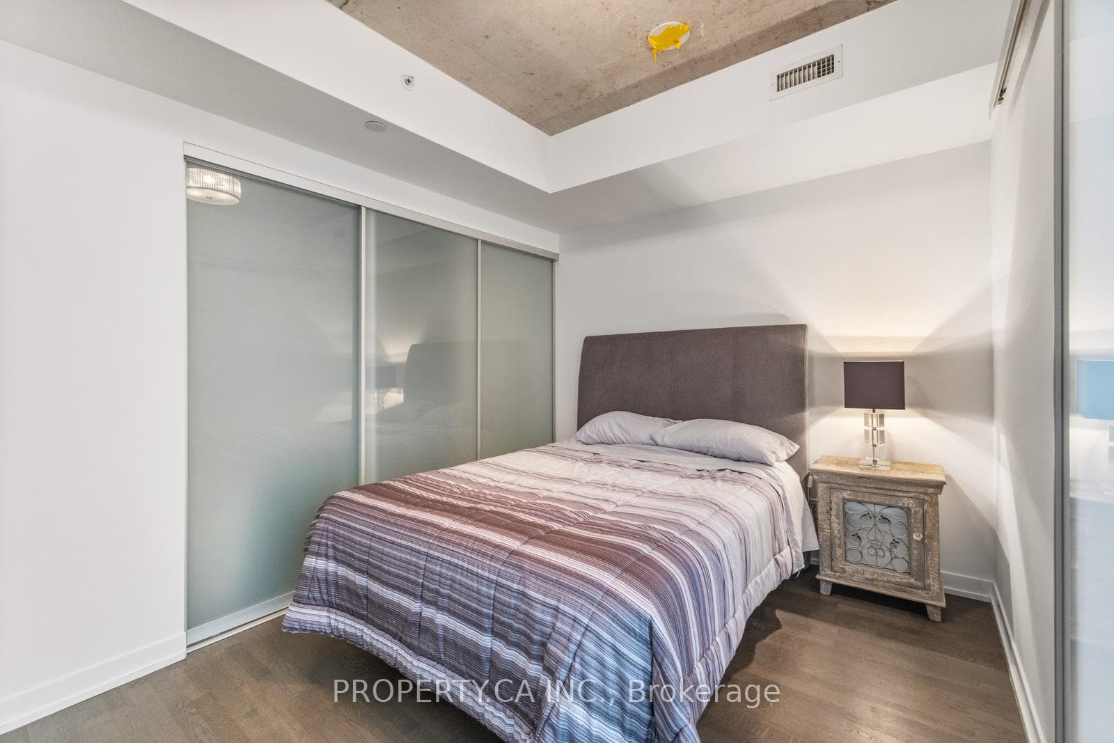 560 King Street Unit 623 photo 8