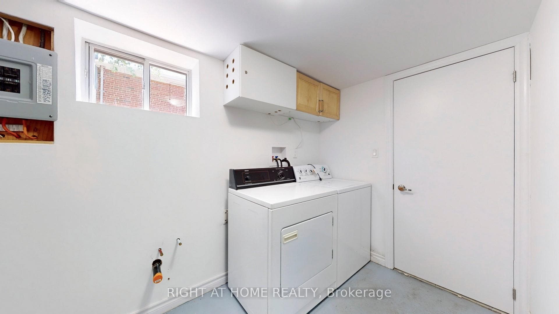38 Vauxhall Drive photo 35