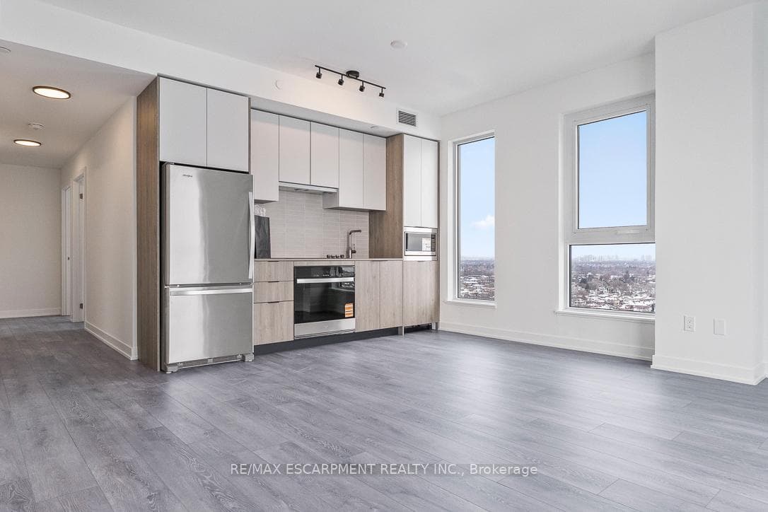 1007 The Queensway N/A Unit 1504 photo 8