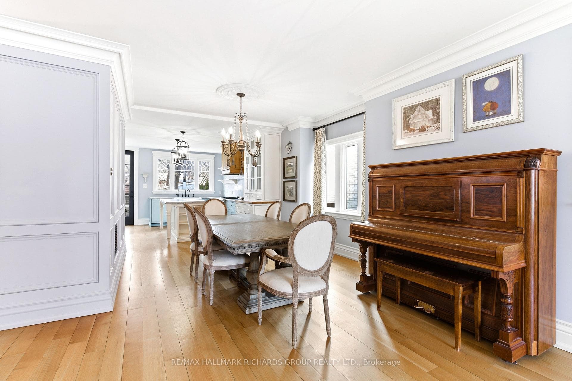 134 Hammersmith Avenue photo 6