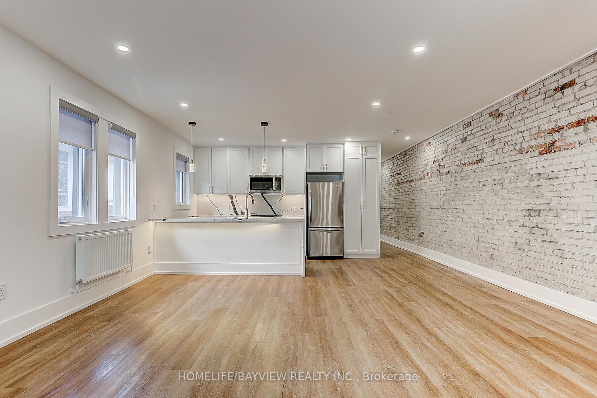43 Wineva Avenue Unit Main photo 12