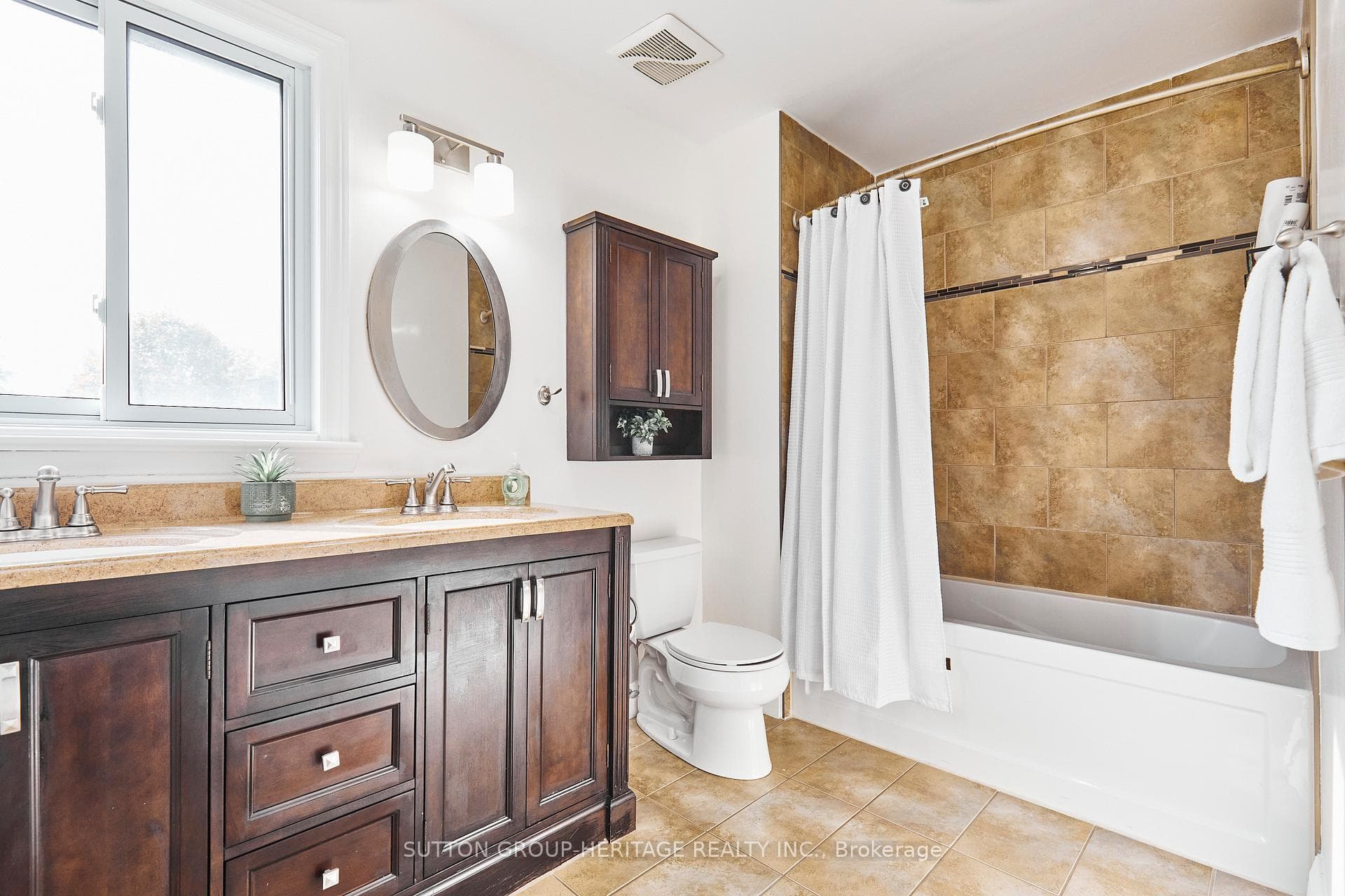 49 Deacon Lane photo 23
