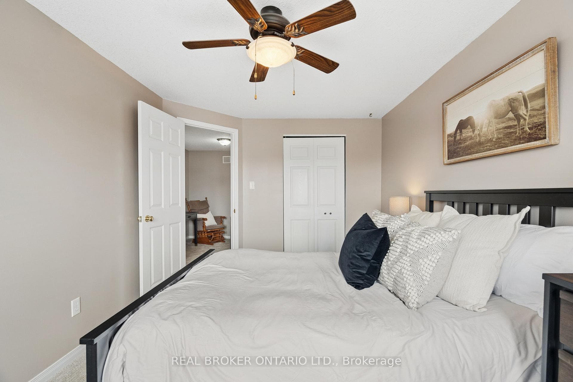 22 Sandcreek Lane photo 26