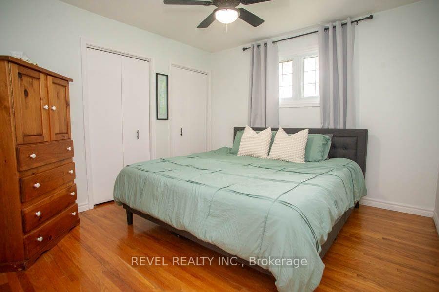 41 Pinehill Drive photo 13