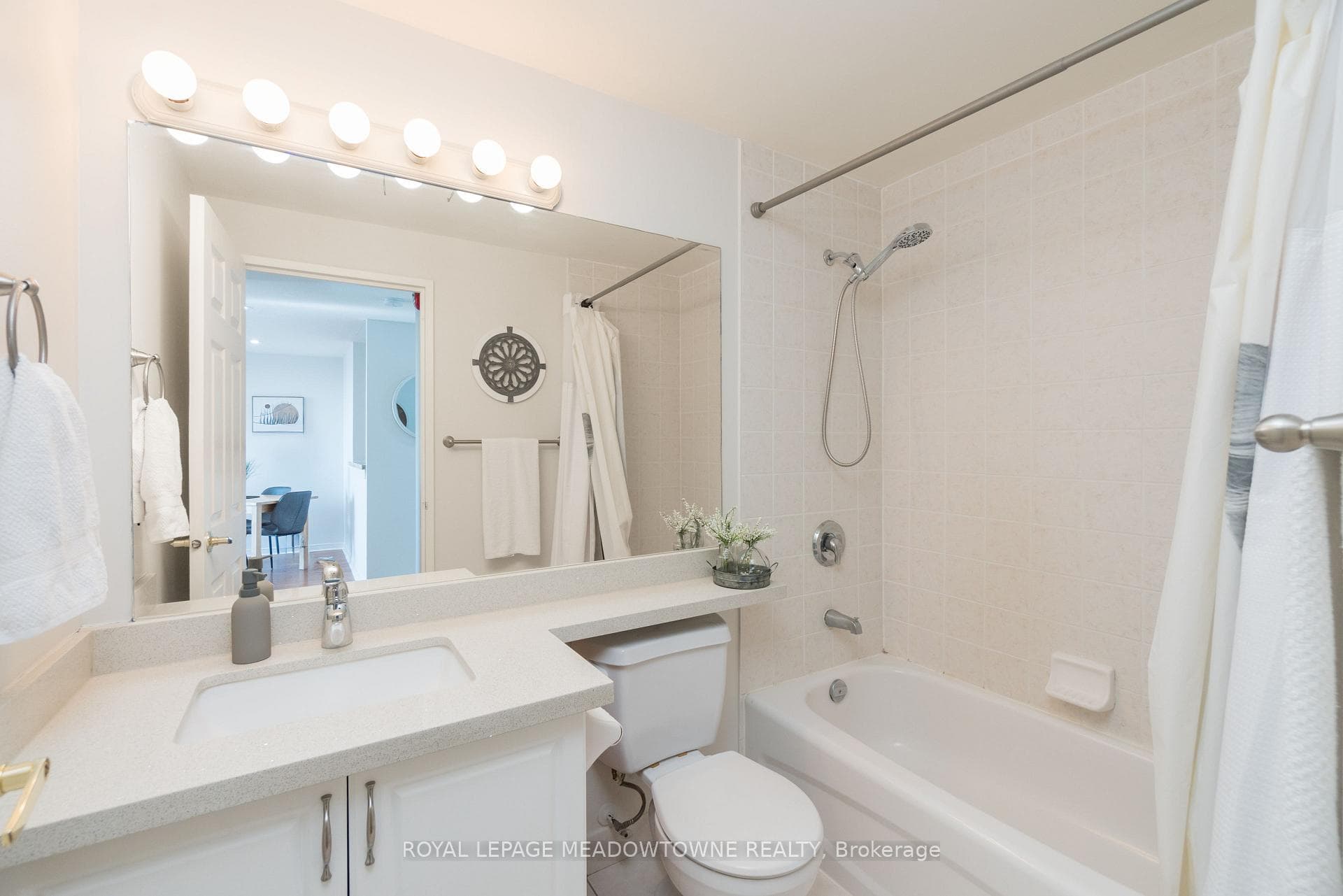 6720 Glen Erin Drive Unit 610 photo 25