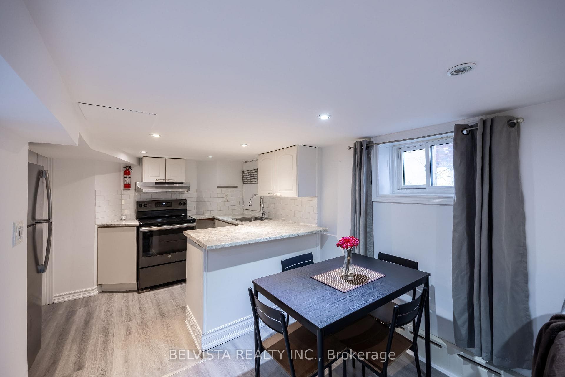 478 Adelaide Avenue Unit BSMT photo 6