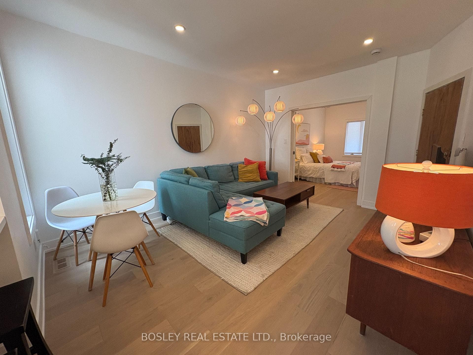 111 Carlaw Avenue photo 1